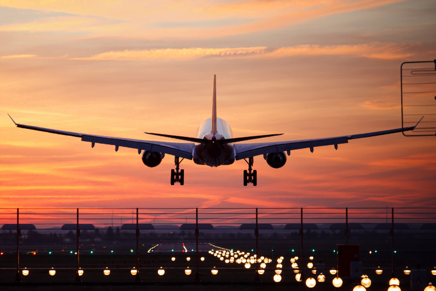 Após desembarcar de avião ou navio, algumas pessoas podem sentir tontura, o que chamamos de mal do desembarque,